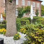Hotel Pelli Hof By Tulip
