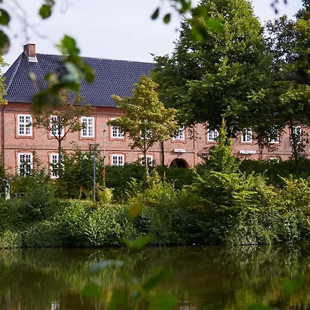 Pelli Hof By Tulip