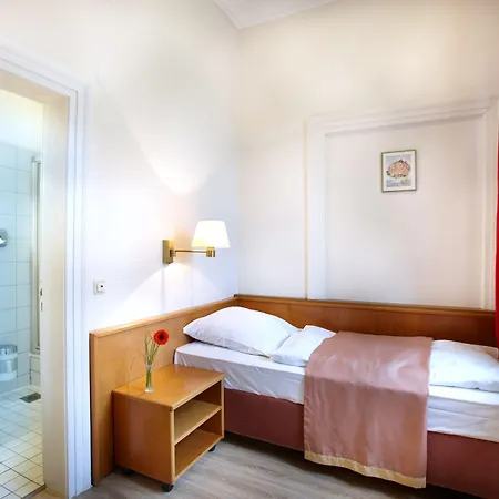 Pelli Hof By Tulip Rendsburg