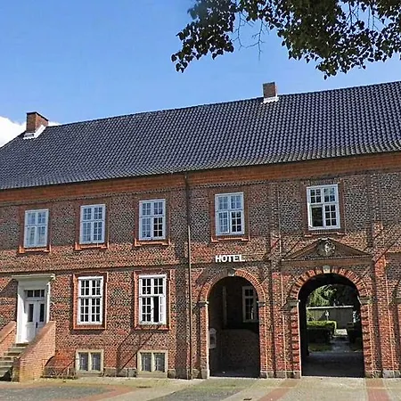 Otel Pelli Hof By Tulip