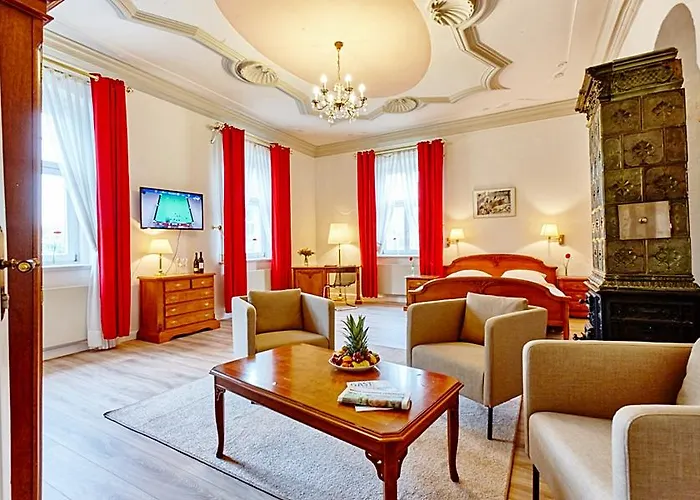 Pelli Hof By Tulip 3*