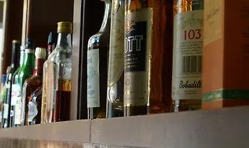 Pelli Hof By Tulip Отель Рендсбург